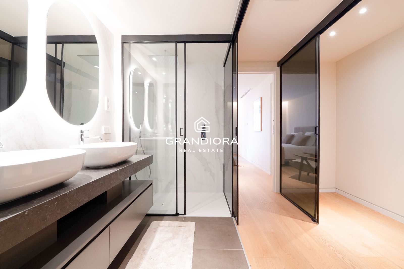 Precioso piso alto de Obra nueva en ubicación Prime - Imagen 14