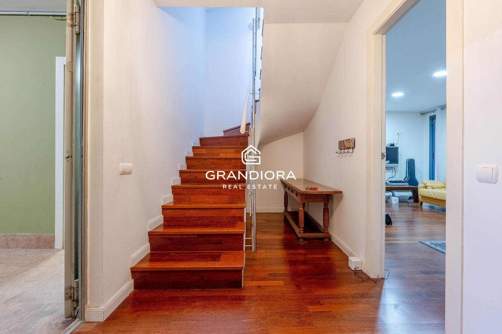 Casa en alquiler en Tiana con jardín, piscina y vistas al mar - Imagen 43