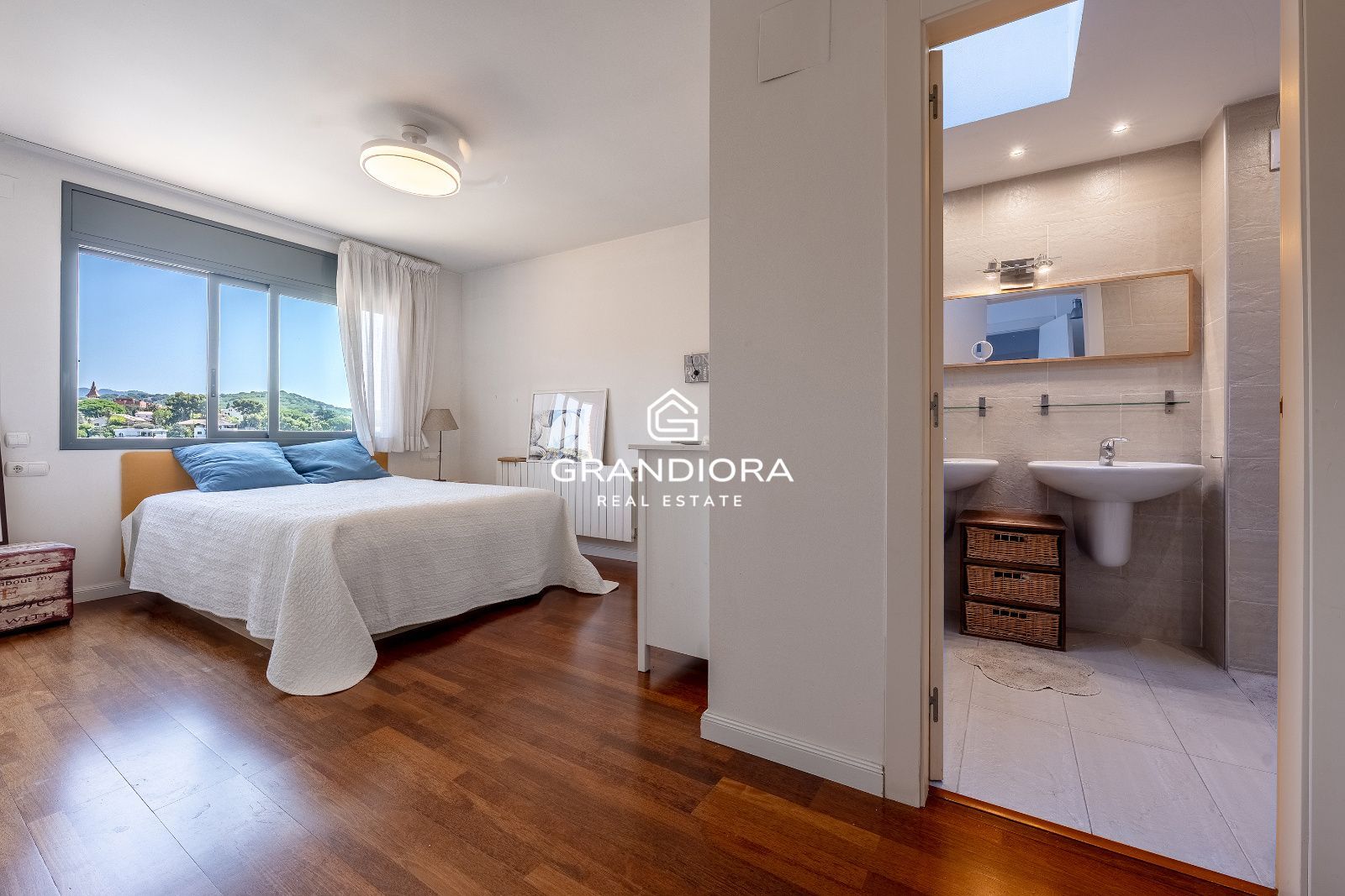 Casa en alquiler en Tiana con jardín, piscina y vistas al mar - Imagen 22