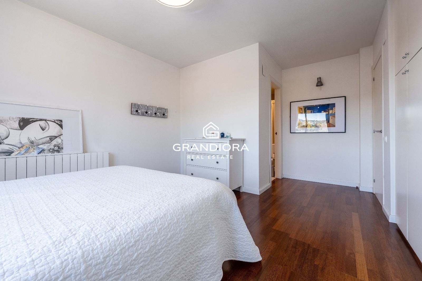 Casa en alquiler en Tiana con jardín, piscina y vistas al mar - Imagen 25