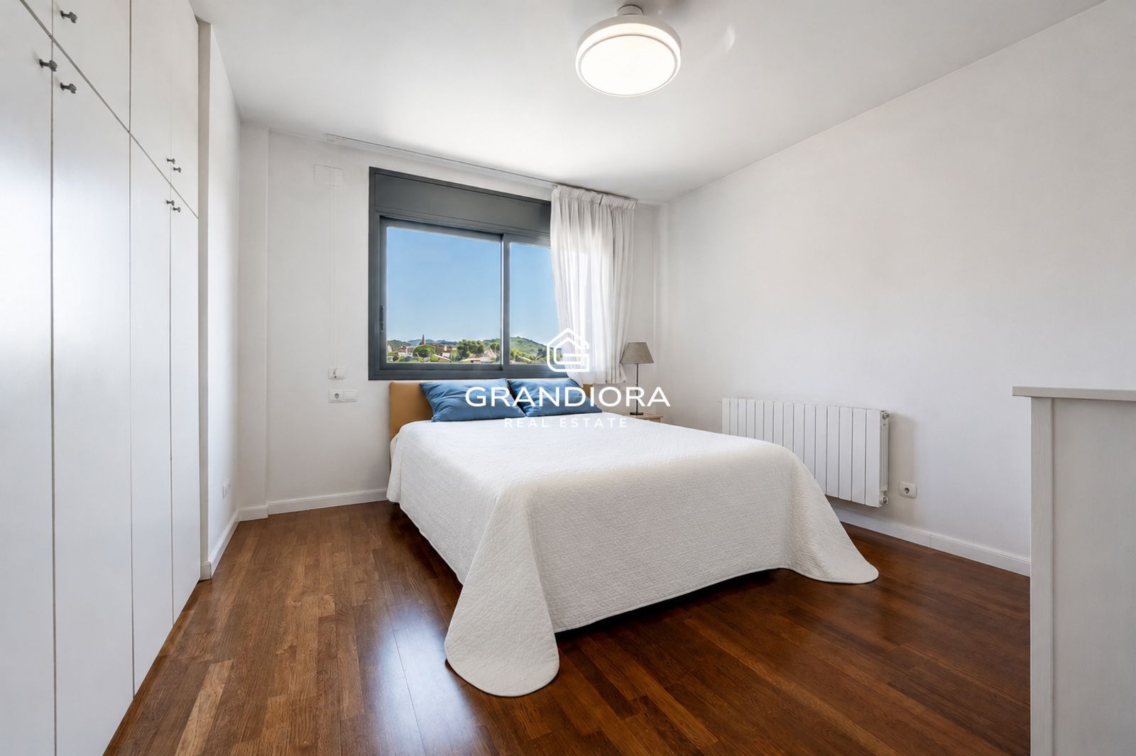 Casa en alquiler en Tiana con jardín, piscina y vistas al mar - Imagen 24