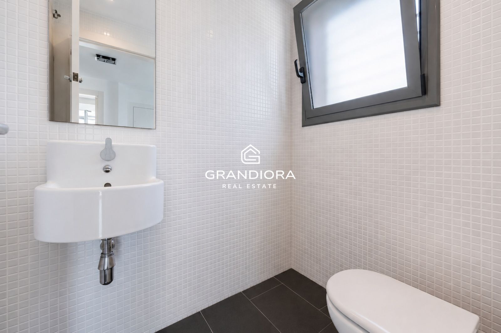 Casa en alquiler en Tiana con jardín, piscina y vistas al mar - Imagen 47