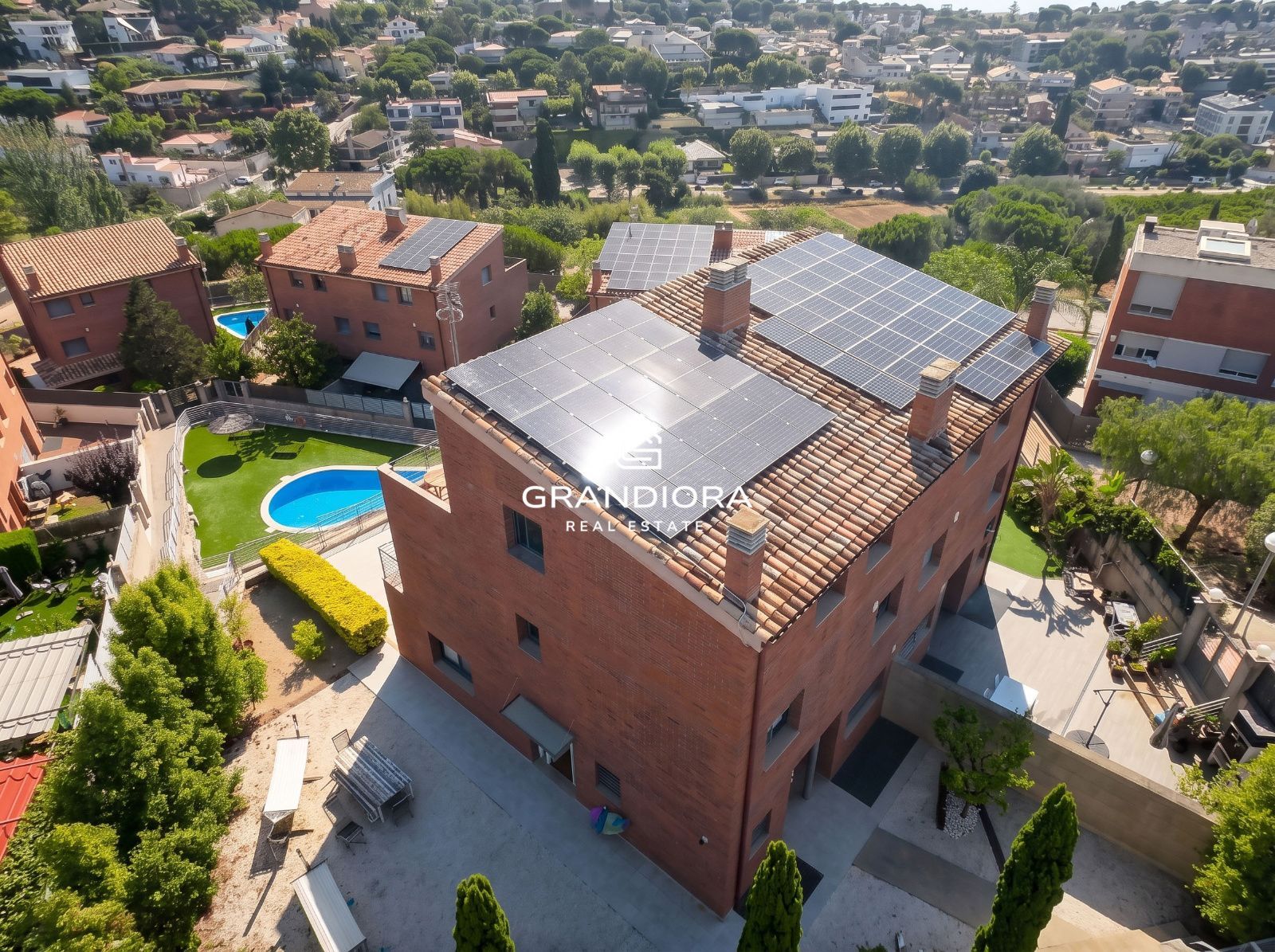Casa en alquiler en Tiana con jardín, piscina y vistas al mar - Imagen 52