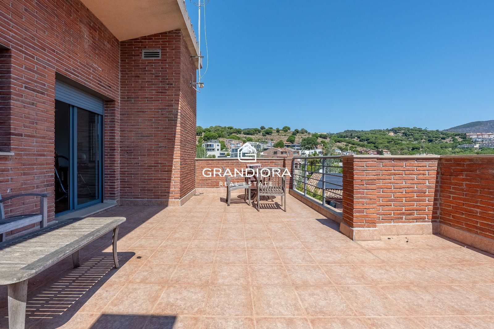 Casa en alquiler en Tiana con jardín, piscina y vistas al mar - Imagen 42