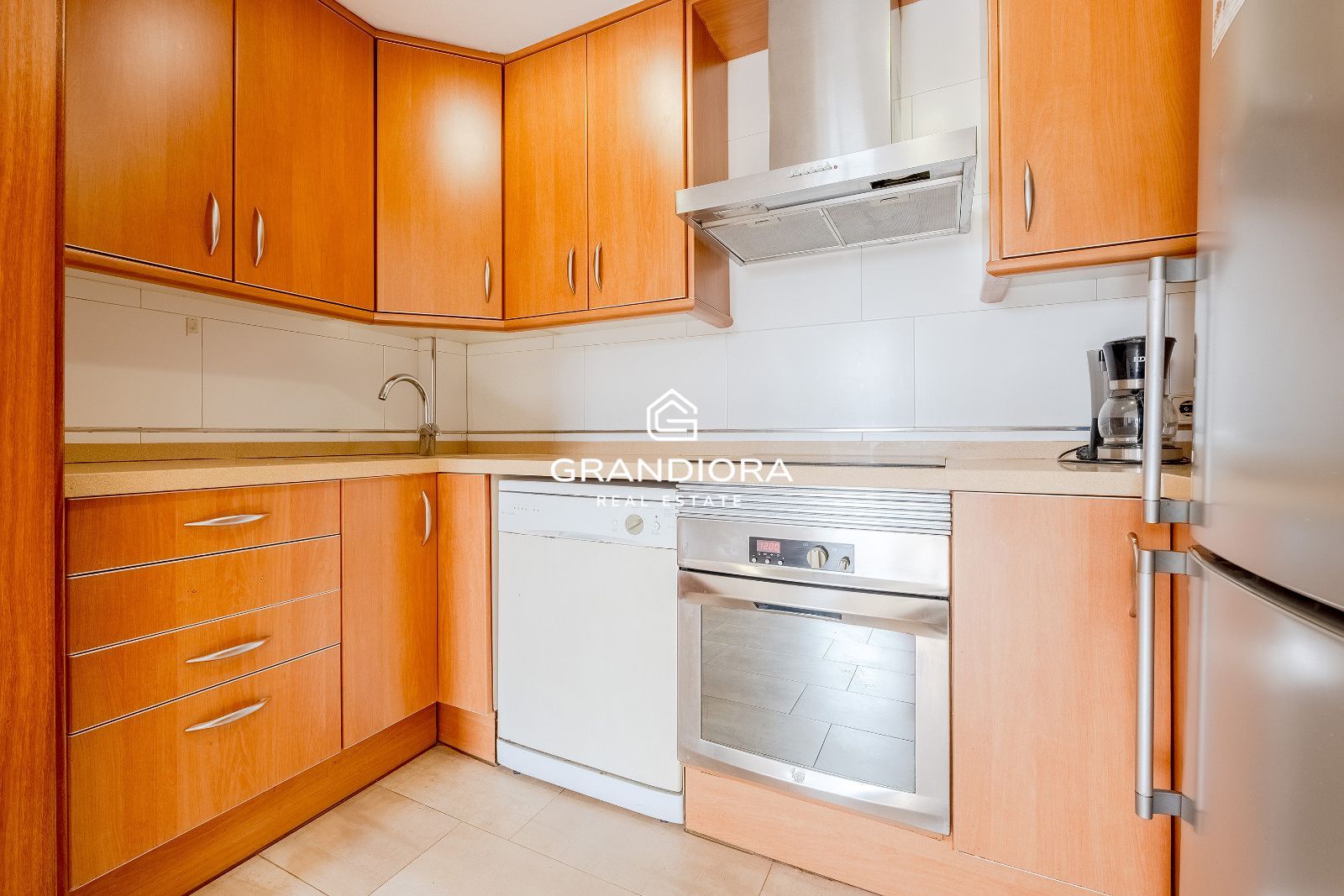 Exclusiva planta baja con espectacular terraza de 70 m² en el centro de Arenys de Mar - Imagen 10