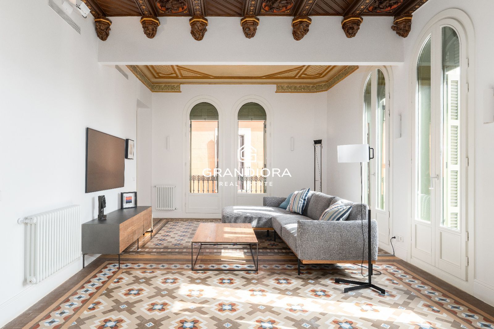Piso en finca regia de 159 m² junto a La Rambla - Imagen 4