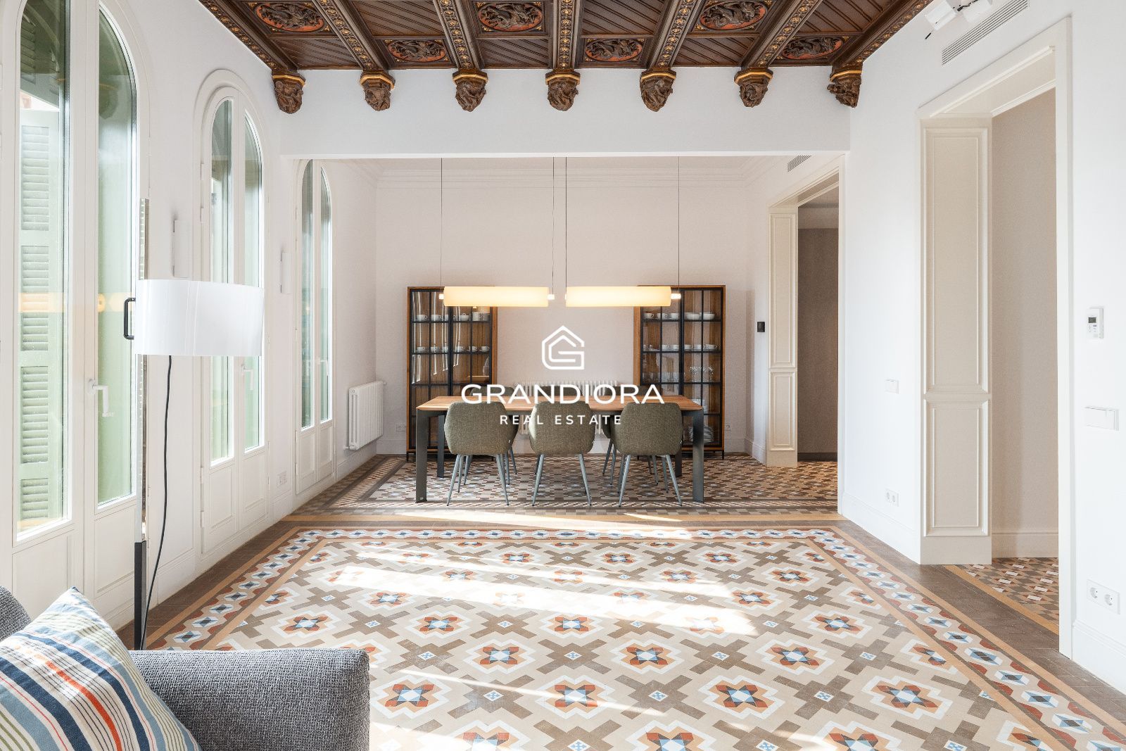 Piso en finca regia de 159 m² junto a La Rambla - Imagen 6