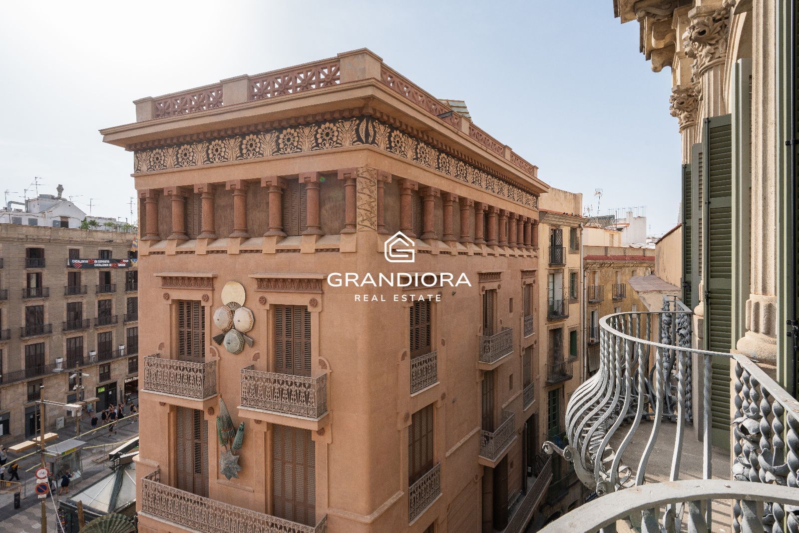 Piso en finca regia de 159 m² junto a La Rambla - Imagen 45