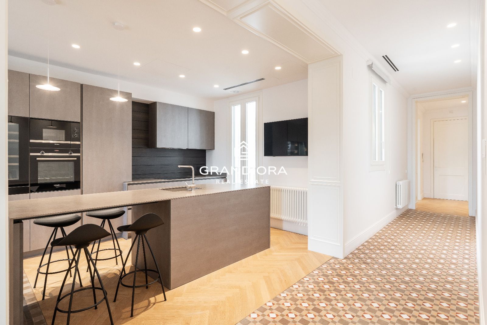 Piso en finca regia de 159 m² junto a La Rambla - Imagen 19