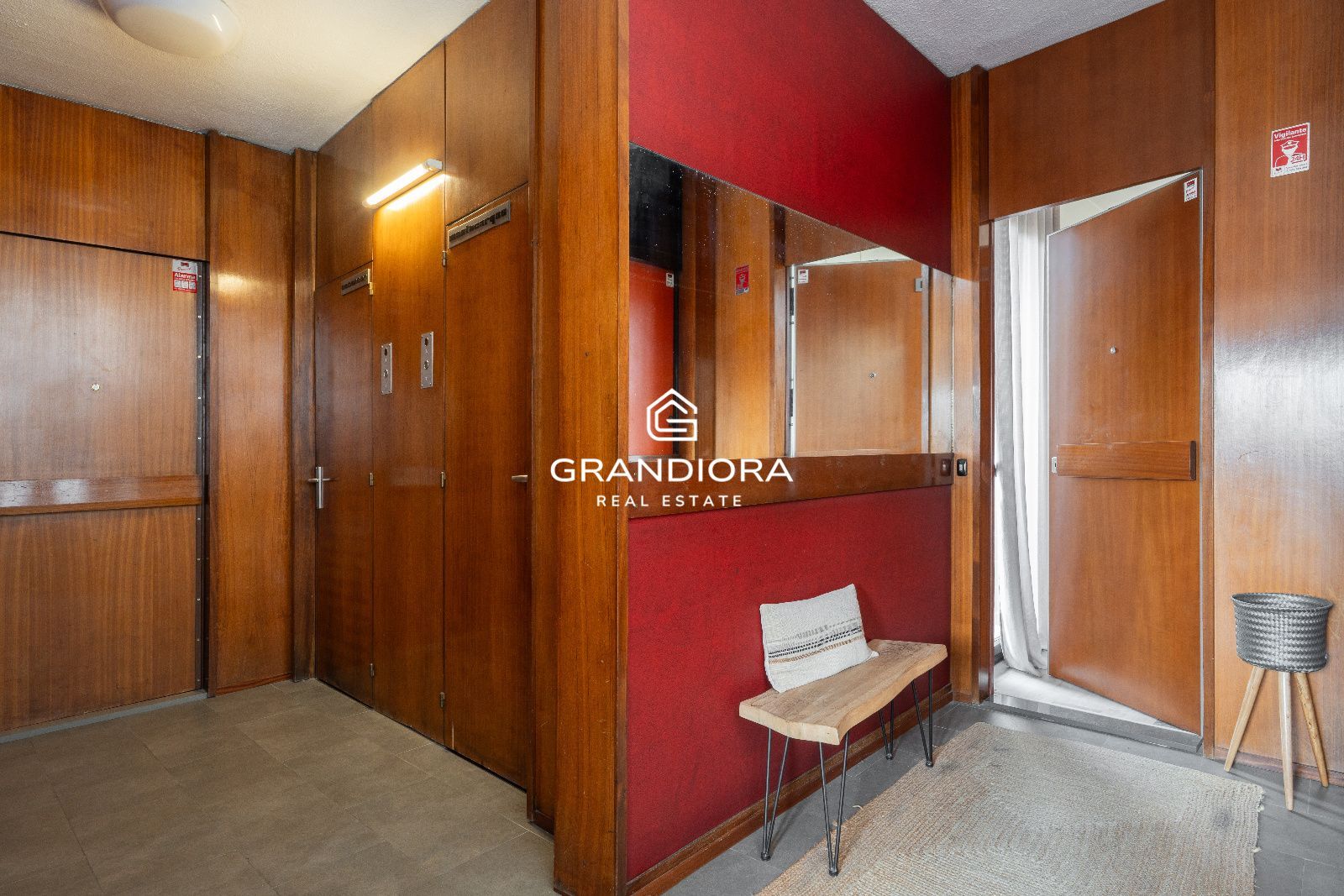 Exclusivo ático con tres terrazas y vistas panorámicas en la zona alta - Imagen 36