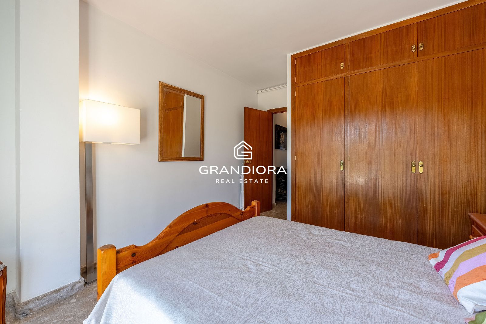 Exclusiva villa con piscina y vistas panorámicas al mar - Imagen 23