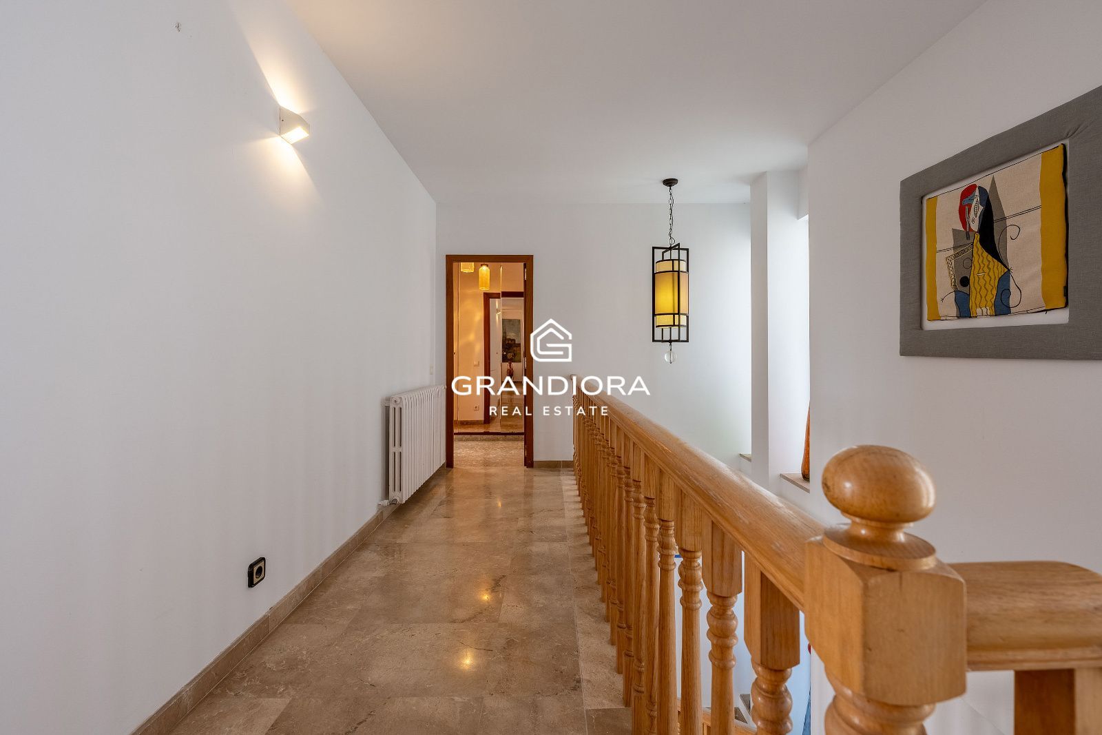 Exclusiva villa con piscina y vistas panorámicas al mar - Imagen 24
