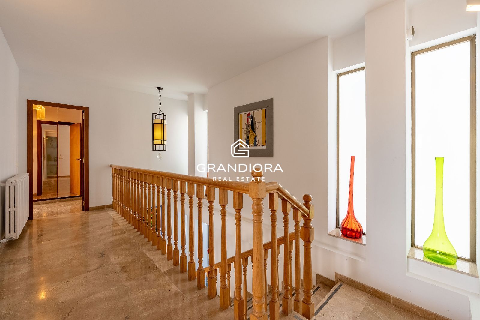 Exclusiva villa con piscina y vistas panorámicas al mar - Imagen 25