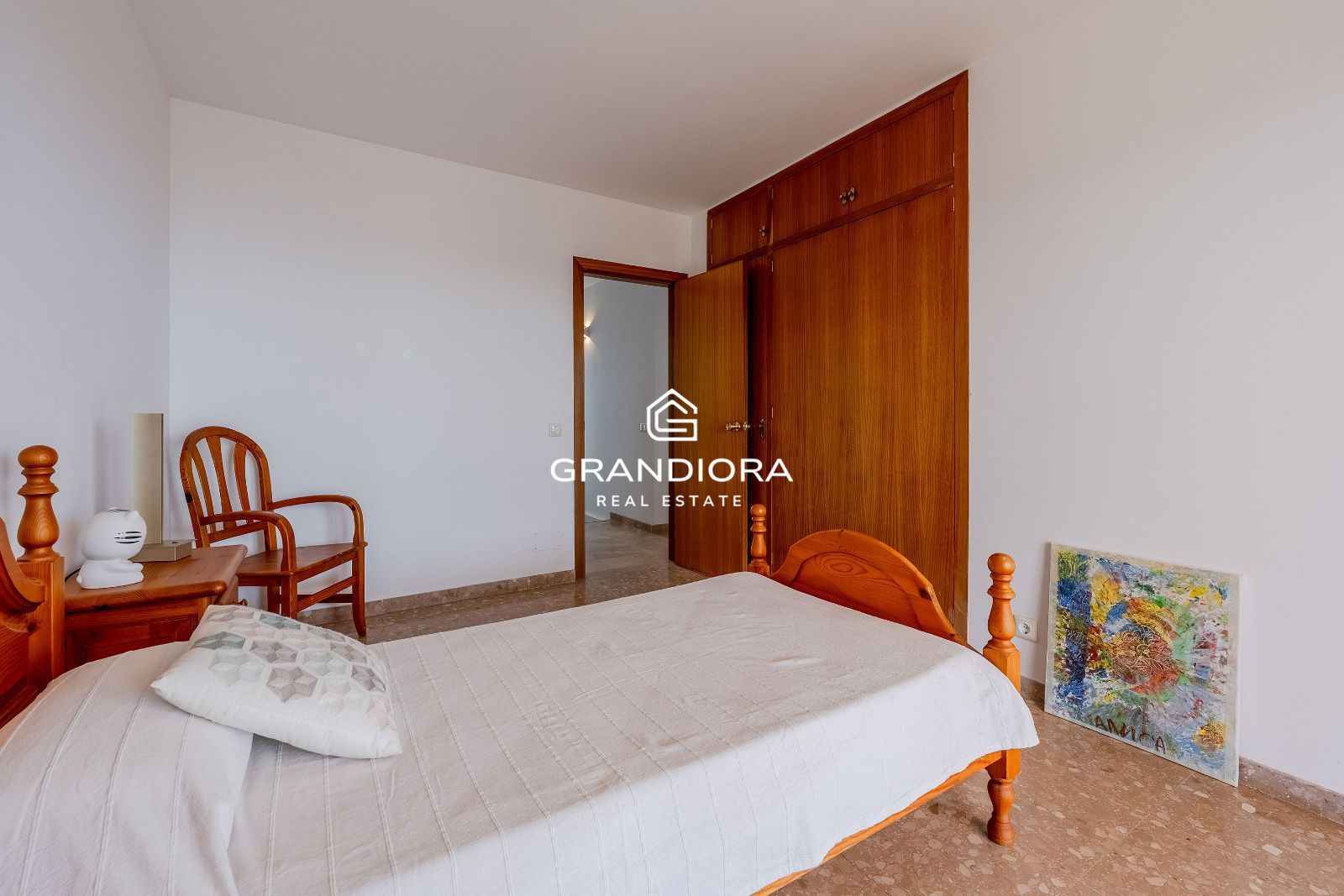 Exclusiva villa con piscina y vistas panorámicas al mar - Imagen 35