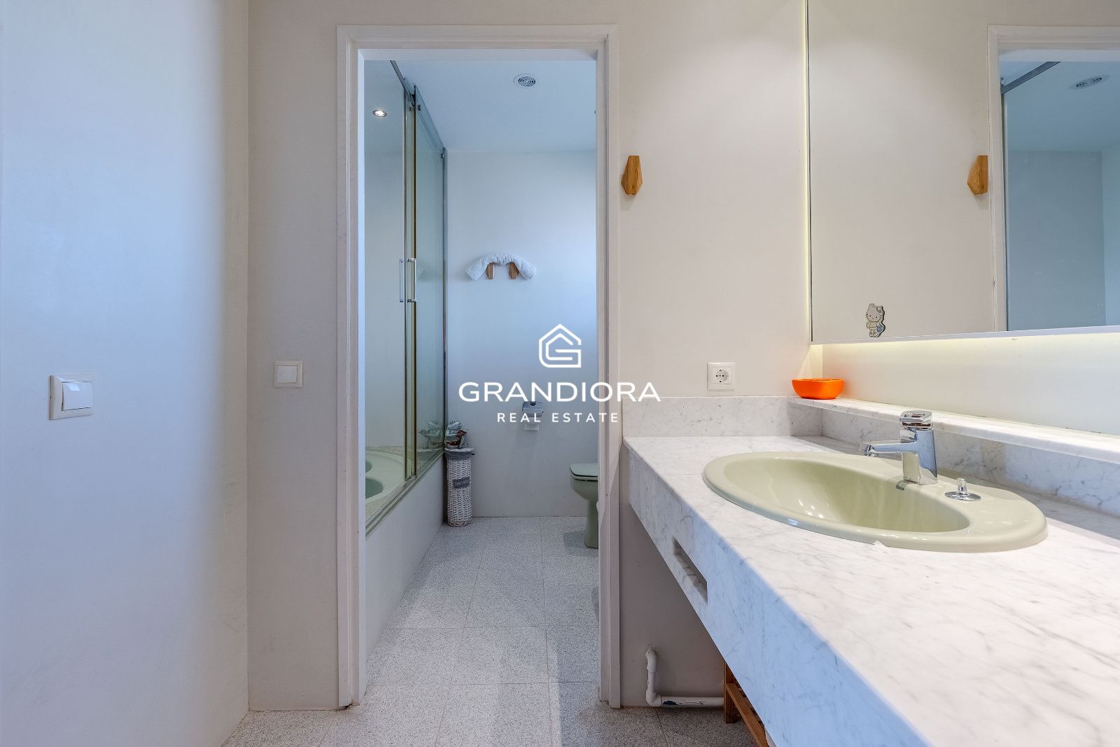 Exclusiva villa con piscina y vistas panorámicas al mar - Imagen 40