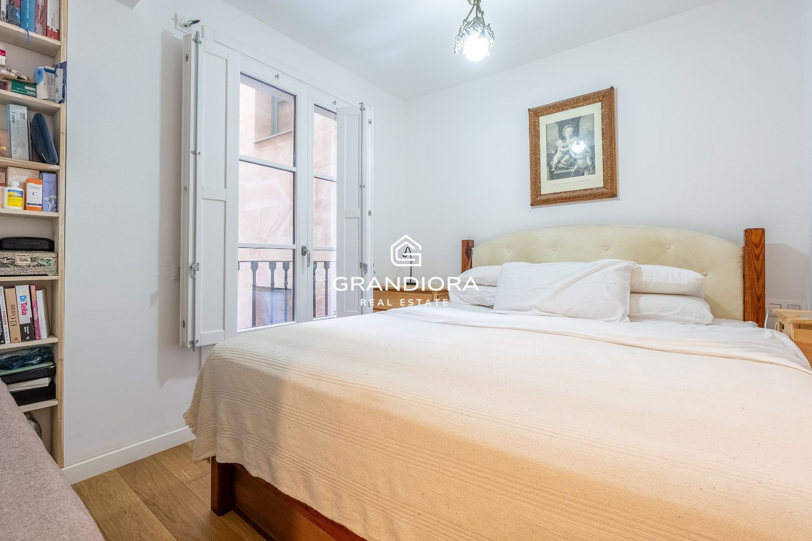 Apartamento histórico de 4 habitaciones con restos de la muralla romana en el Gòtic - Imagen 24