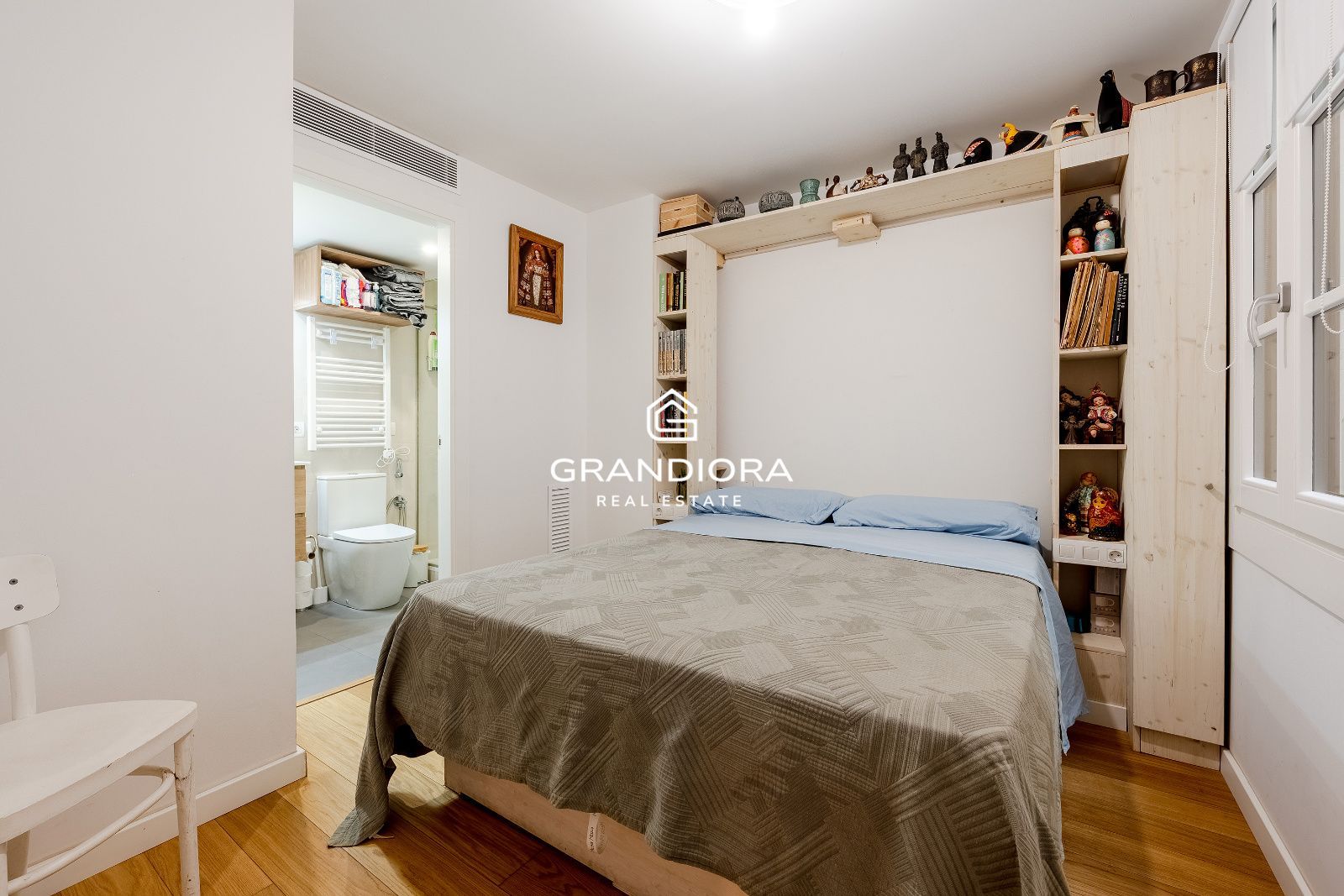 Apartamento histórico de 4 habitaciones con restos de la muralla romana en el Gòtic - Imagen 28