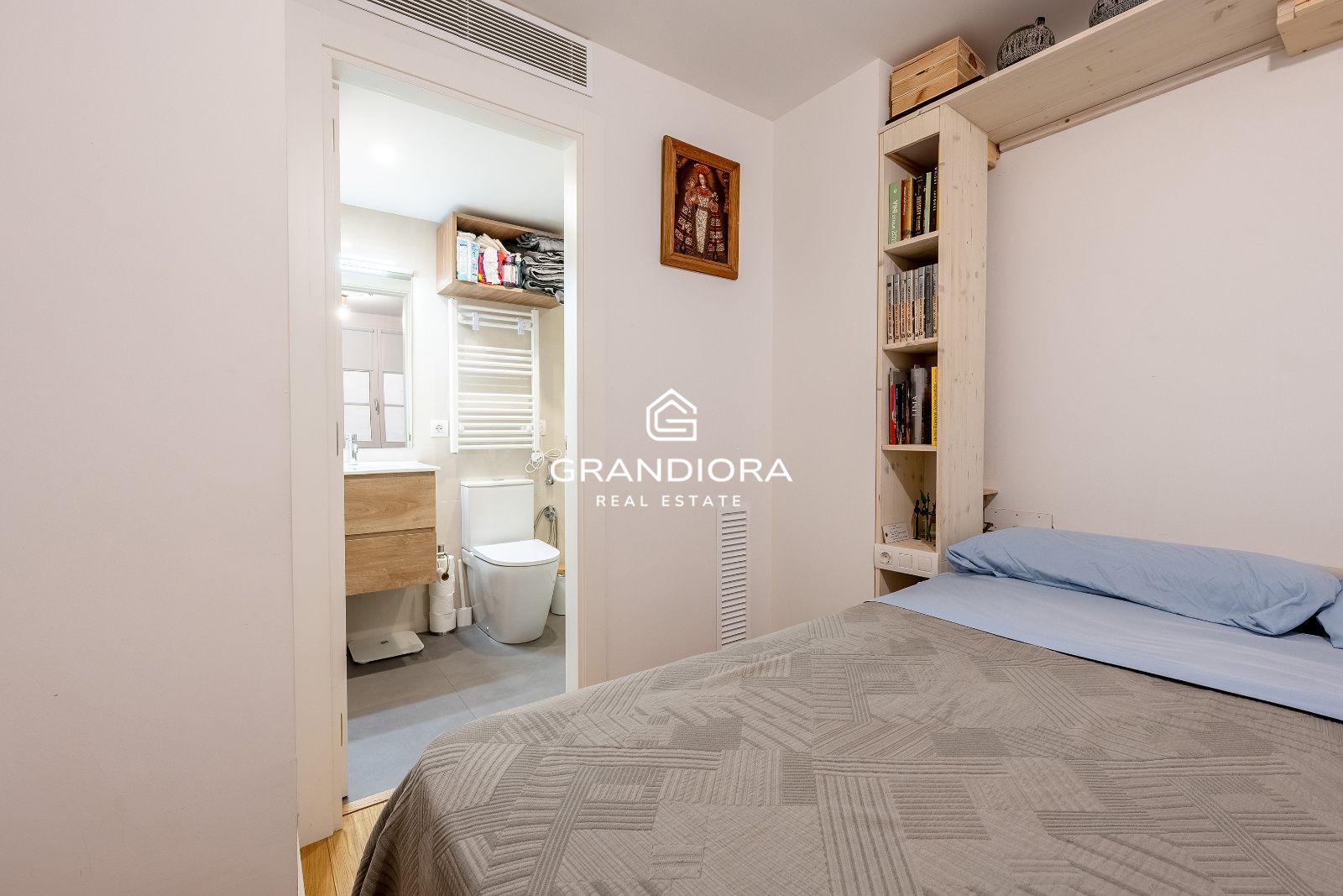 Apartamento histórico de 4 habitaciones con restos de la muralla romana en el Gòtic - Imagen 30