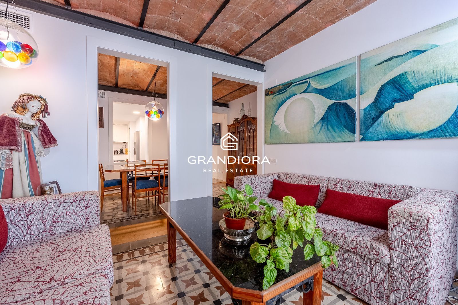Apartamento histórico de 4 habitaciones con restos de la muralla romana en el Gòtic - Imagen 14