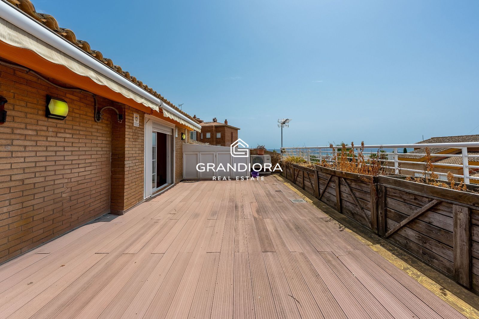 Ático dúplex de 256 m² con vistas al puerto en Port Balís, Sant Andreu de Llavaneres - Imagen 3