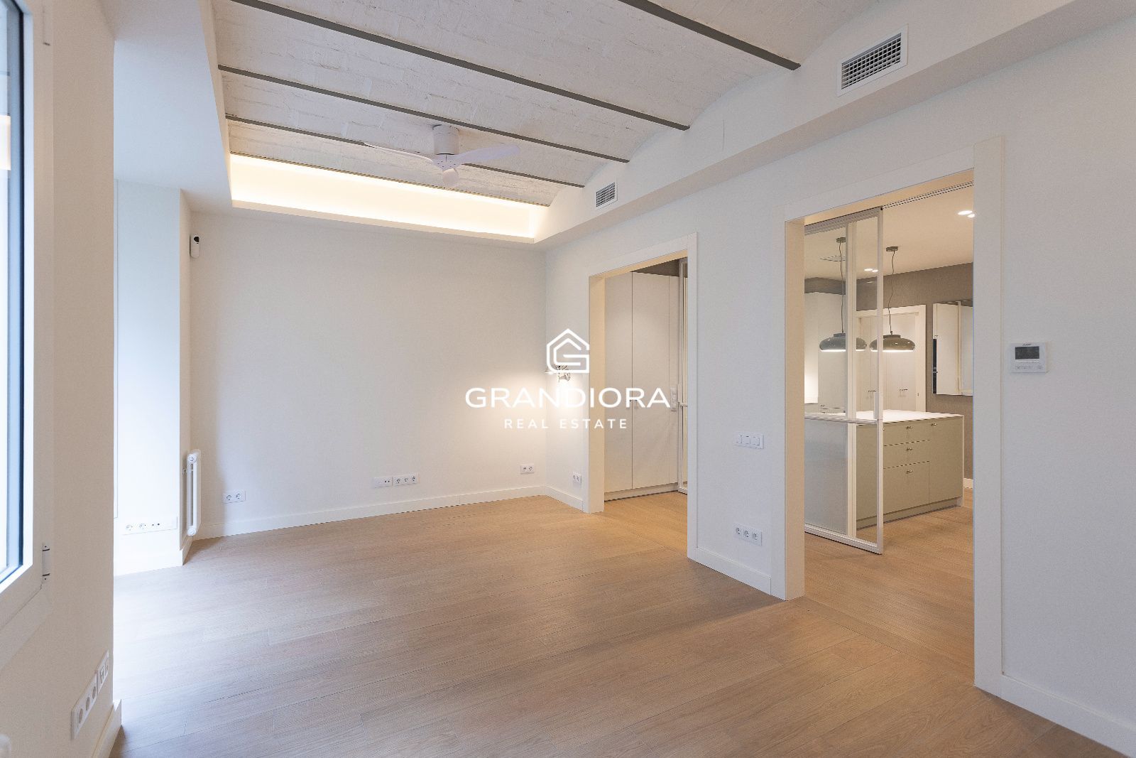 Vivienda reformada de 3 dormitorios con cocina independiente y ascensor - Imagen 6