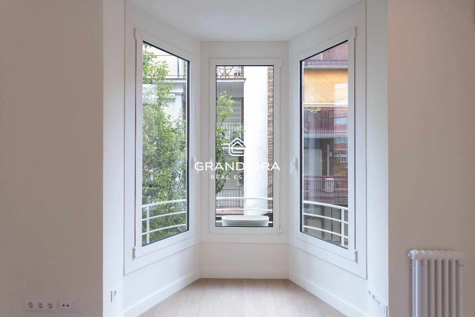 Vivienda reformada de 3 dormitorios con cocina independiente y ascensor - Imagen 7