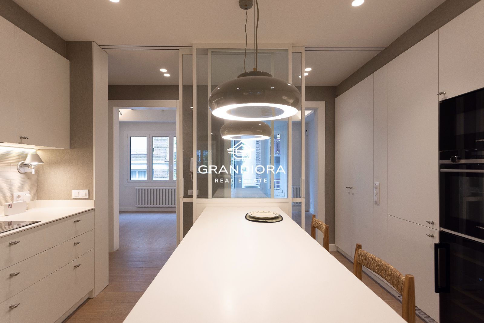 Vivienda reformada de 3 dormitorios con cocina independiente y ascensor - Imagen 16