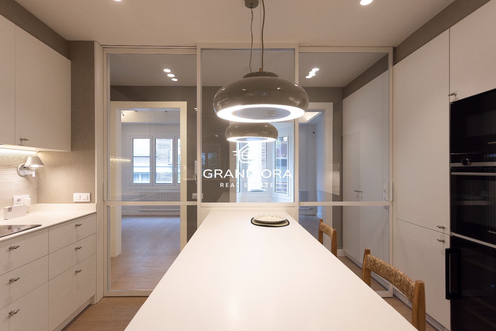 Vivienda reformada de 3 dormitorios con cocina independiente y ascensor - Imagen 17
