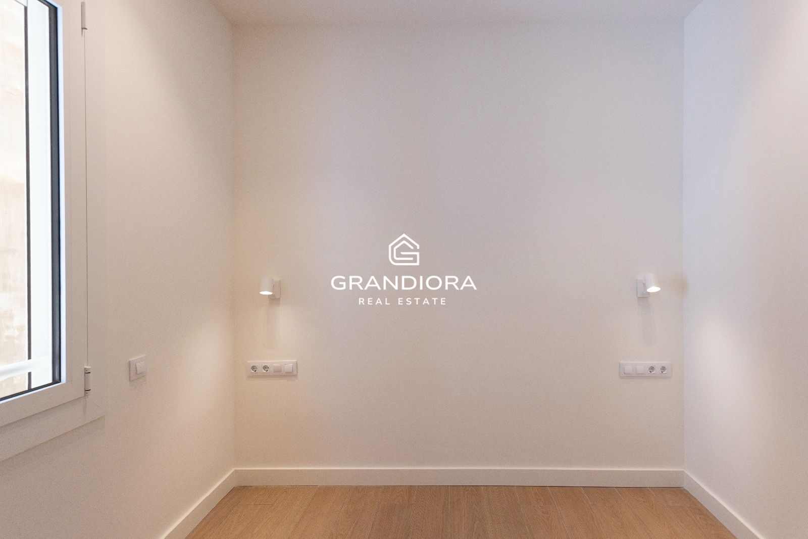 Vivienda reformada de 3 dormitorios con cocina independiente y ascensor - Imagen 27