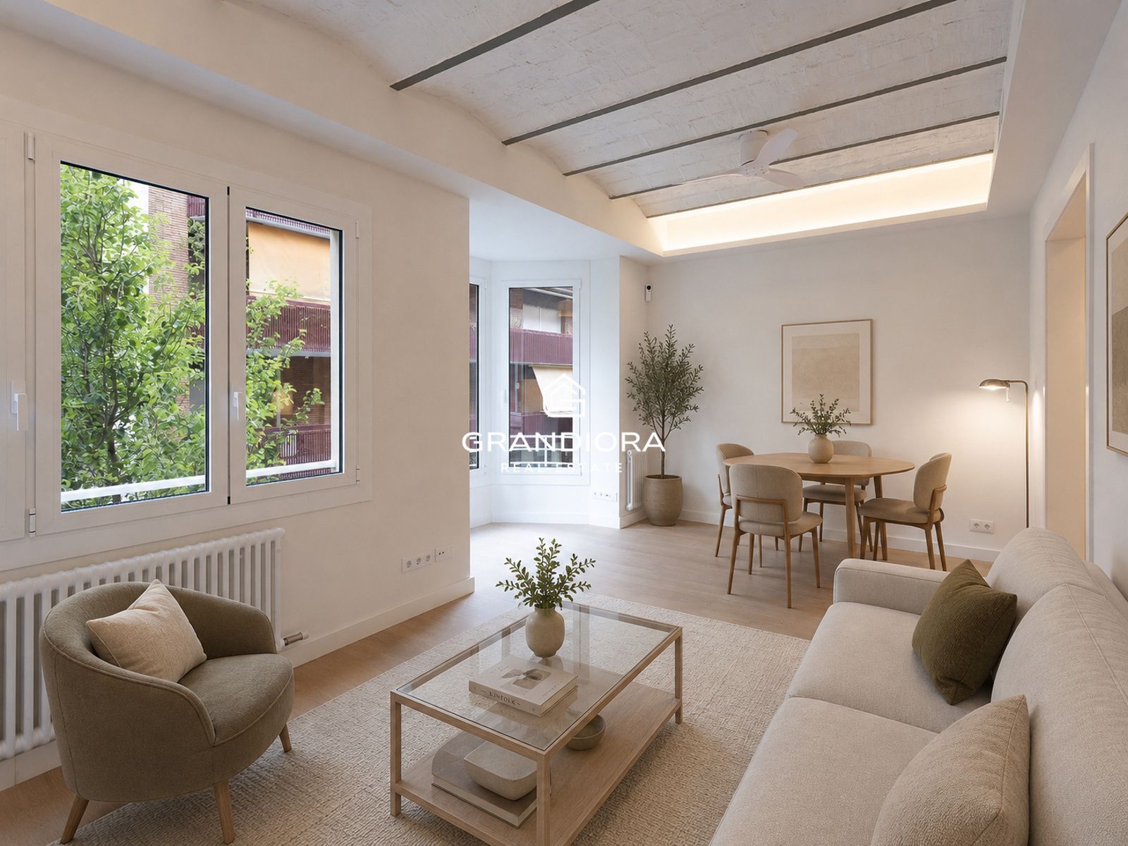 Vivienda reformada de 3 dormitorios con cocina independiente y ascensor - Imagen 1