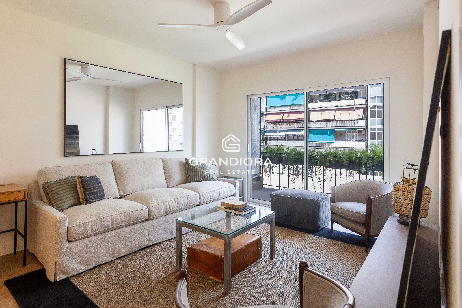 Piso a estrenar con terraza en Tuset, Galvany - Imagen 19