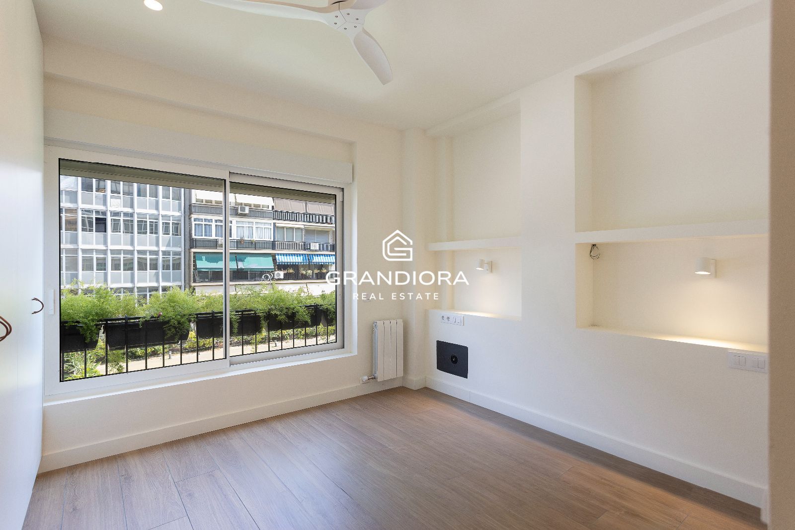 Piso a estrenar con terraza en Tuset, Galvany - Imagen 39