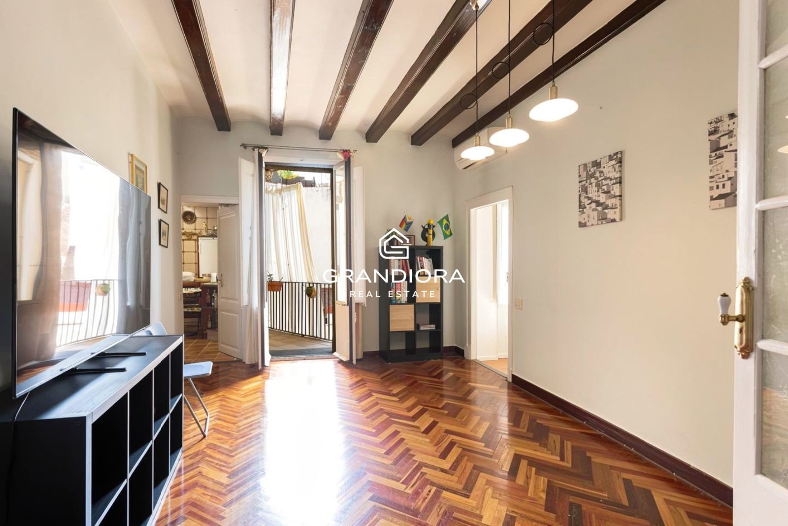 Piso de 260 m² con terraza en El Born - Imagen 5