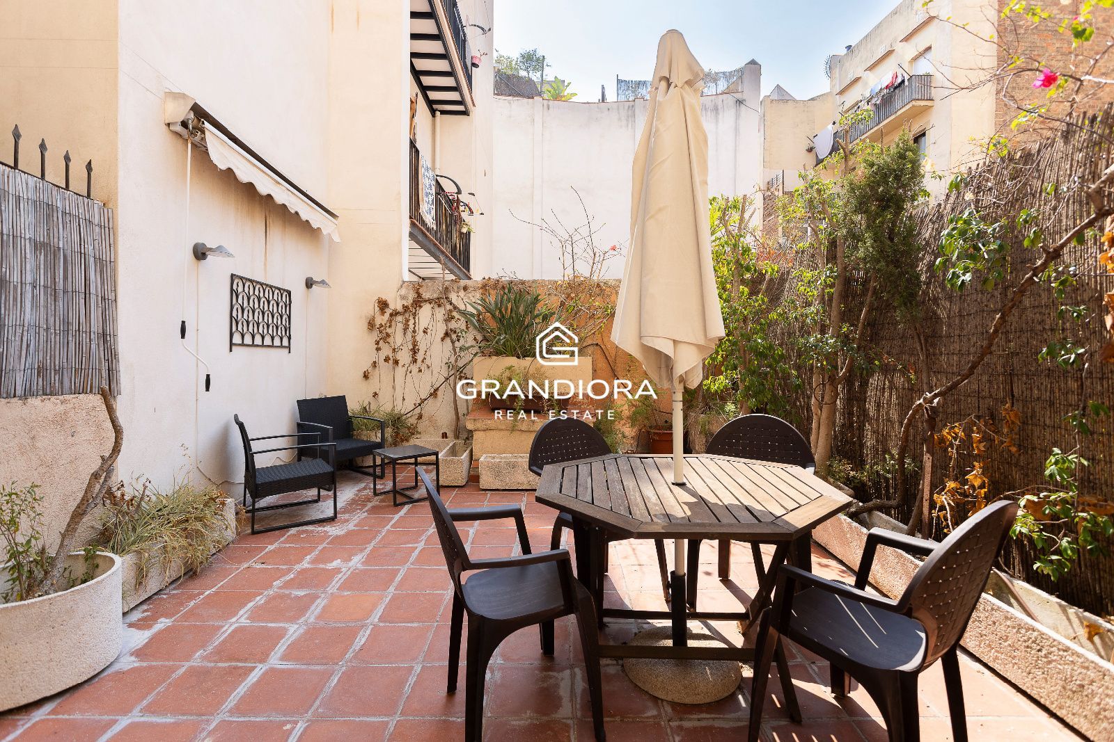 Piso de 260 m² con terraza en El Born - Imagen 15