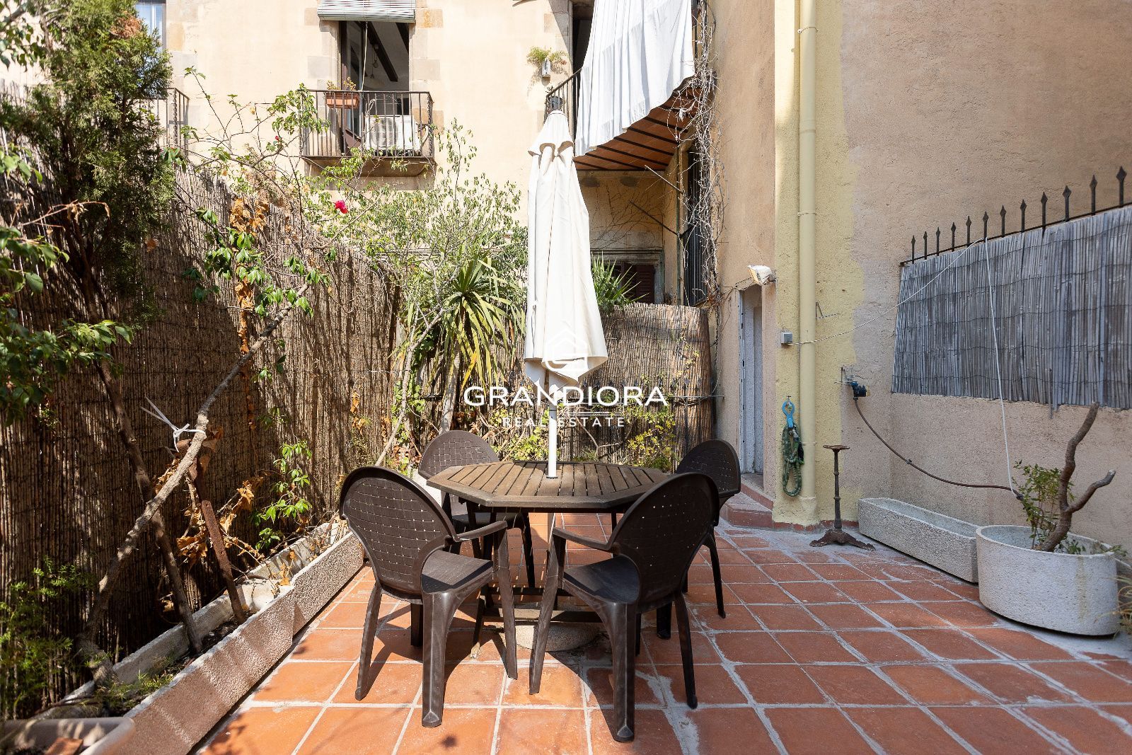 Piso de 260 m² con terraza en El Born - Imagen 17