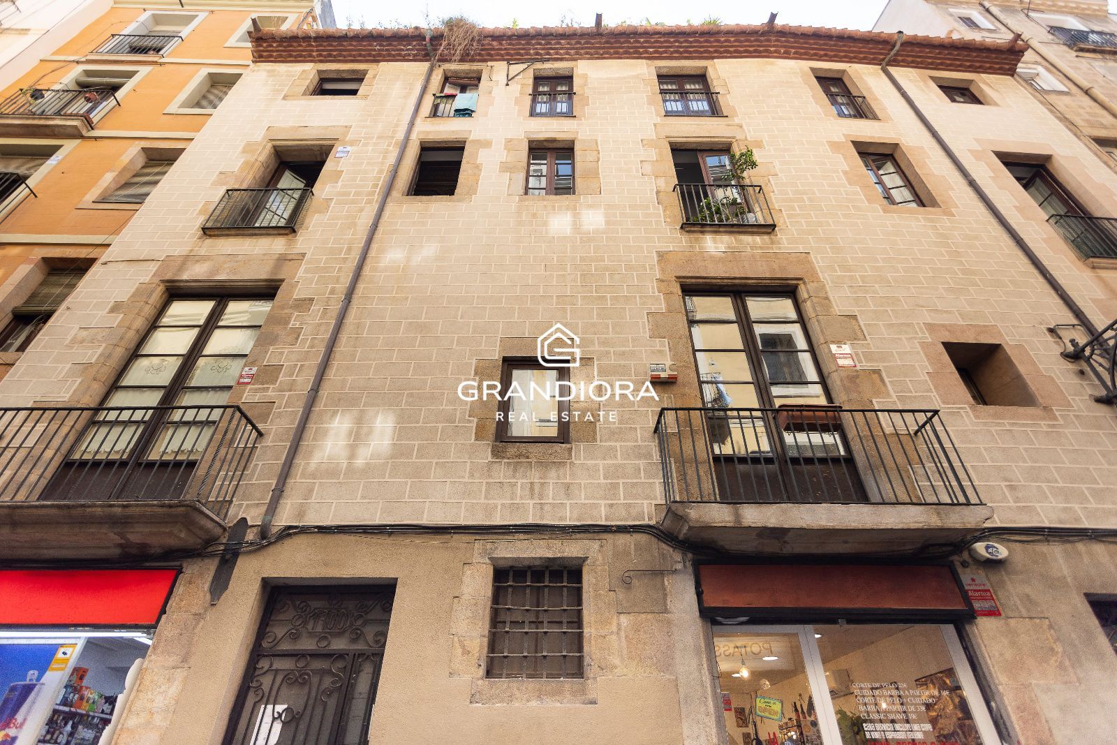 Piso de 260 m² con terraza en El Born - Imagen 53