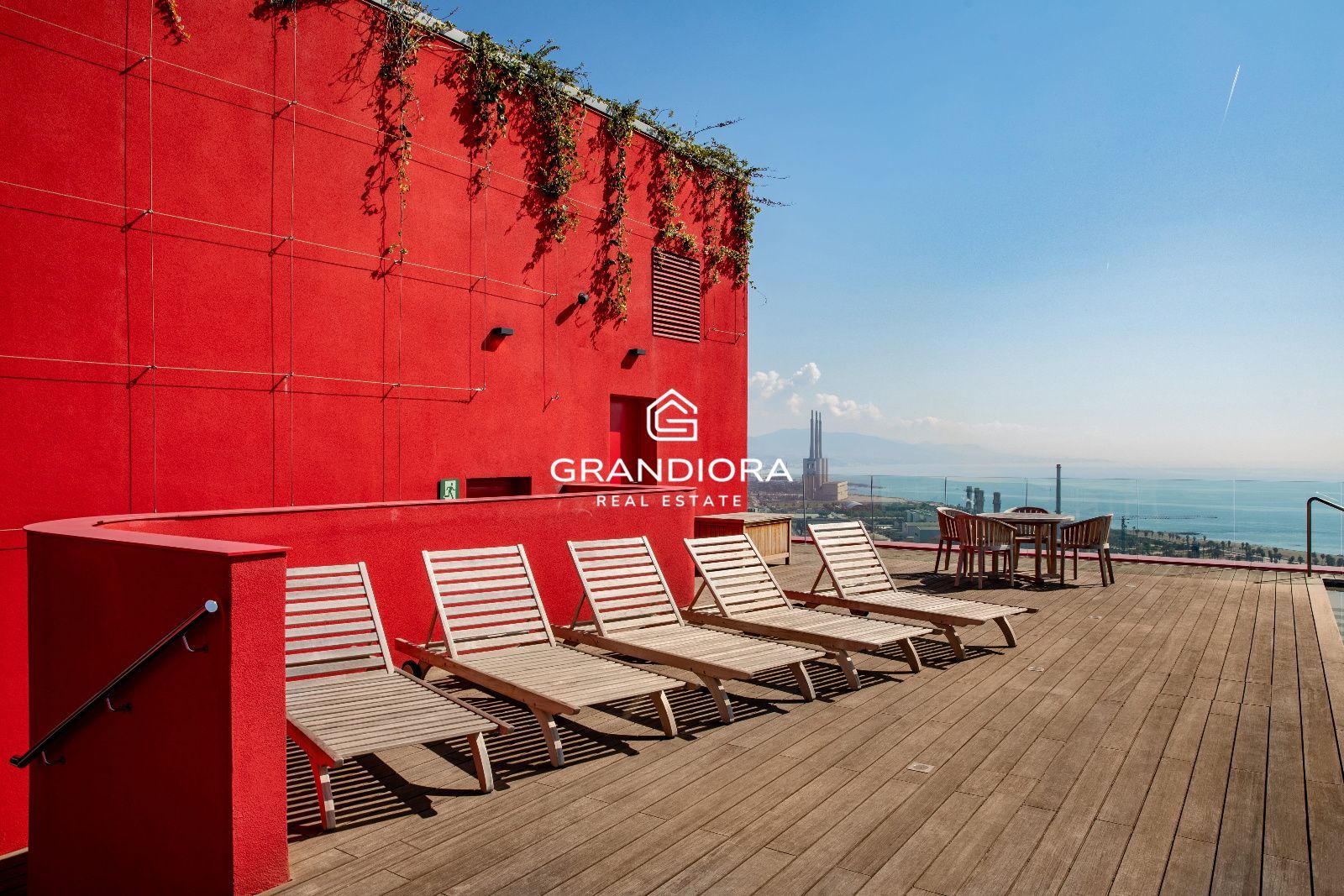 Apartamento exclusivo con vistas al mar en Antares Barcelona - Imagen 5