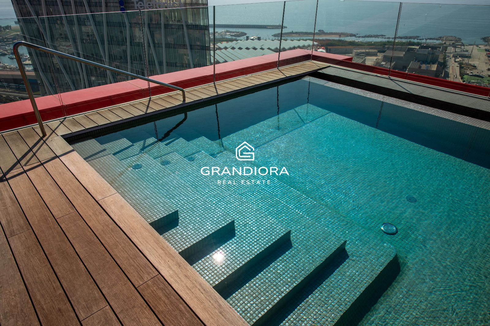 Apartamento exclusivo con vistas al mar en Antares Barcelona - Imagen 13