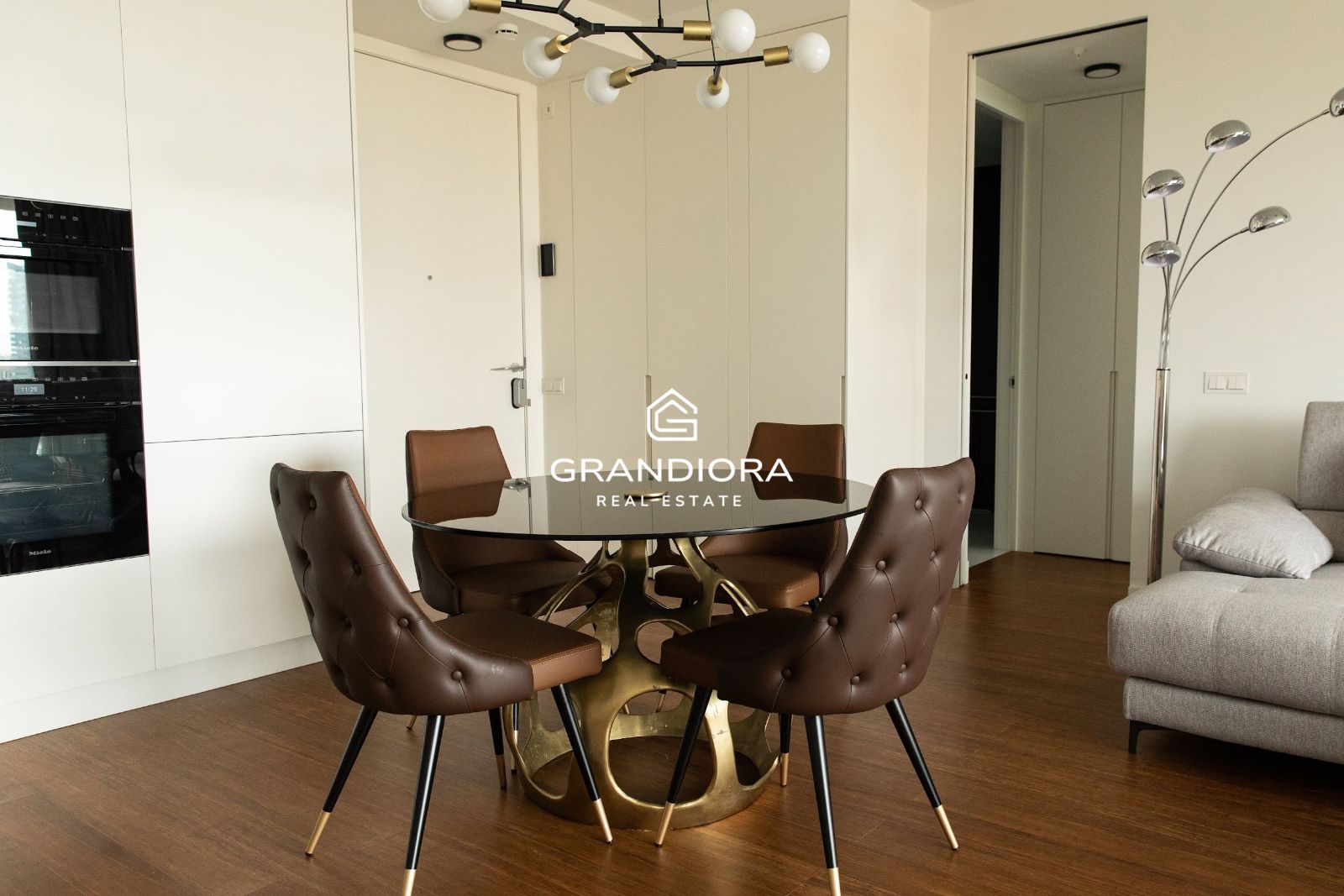 Apartamento de lujo de 2 dormitorios en Antares Barcelona - Imagen 11