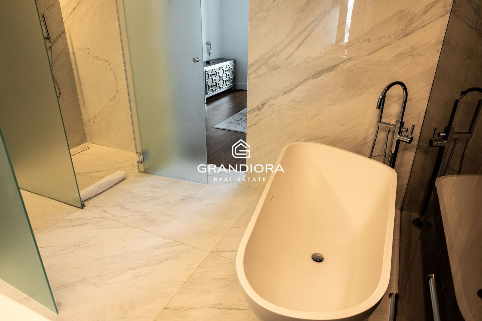 Apartamento de lujo de 2 dormitorios en Antares Barcelona - Imagen 24