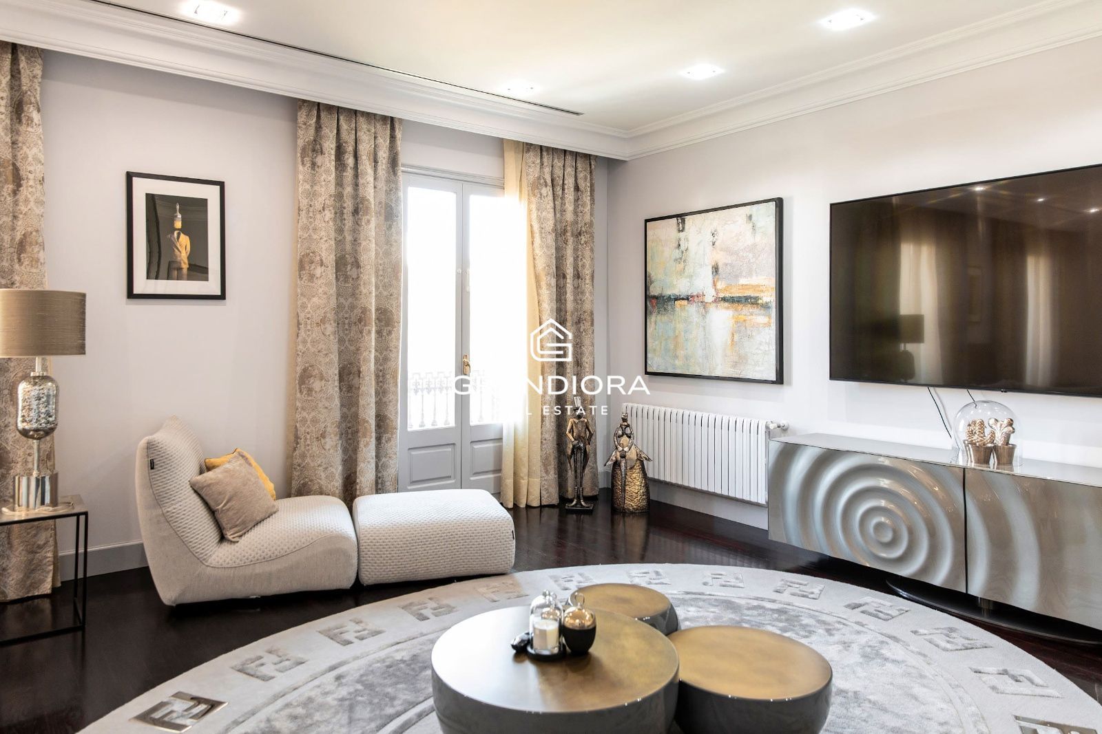 Exclusivo piso de 4 habitaciones en Passeig de Gràcia - Imagen 1