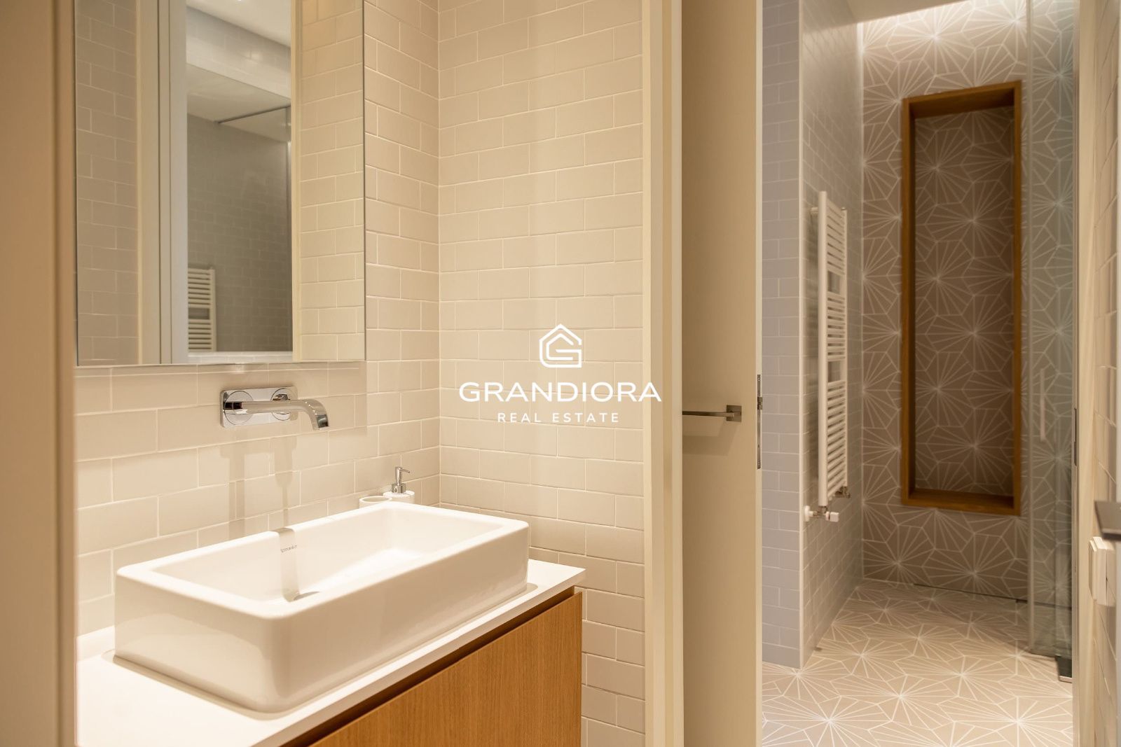 Piso de diseño con bóveda catalana y wellness center en la Dreta de l’Eixample - Imagen 19