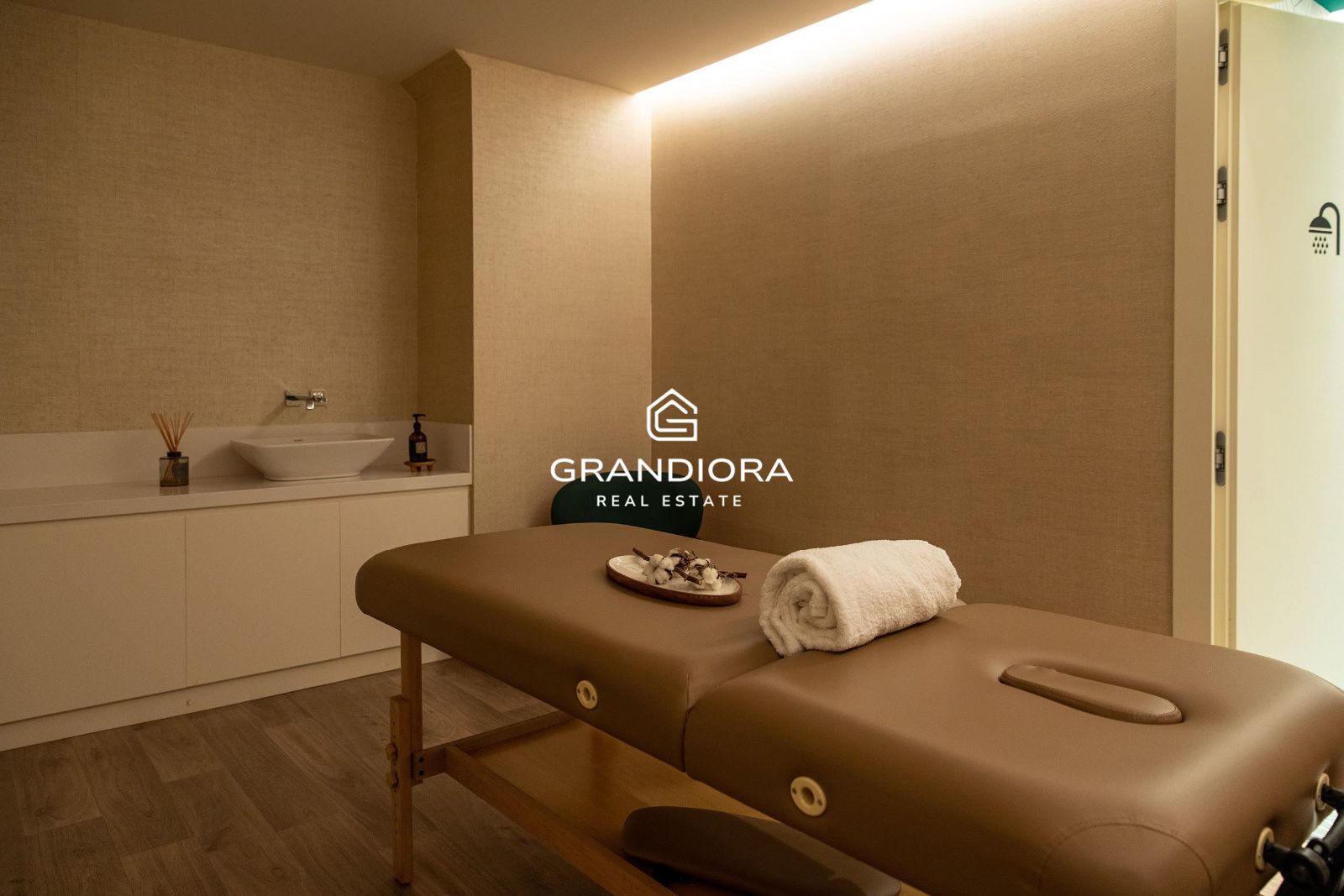 Piso de diseño con bóveda catalana y wellness center en la Dreta de l’Eixample - Imagen 34