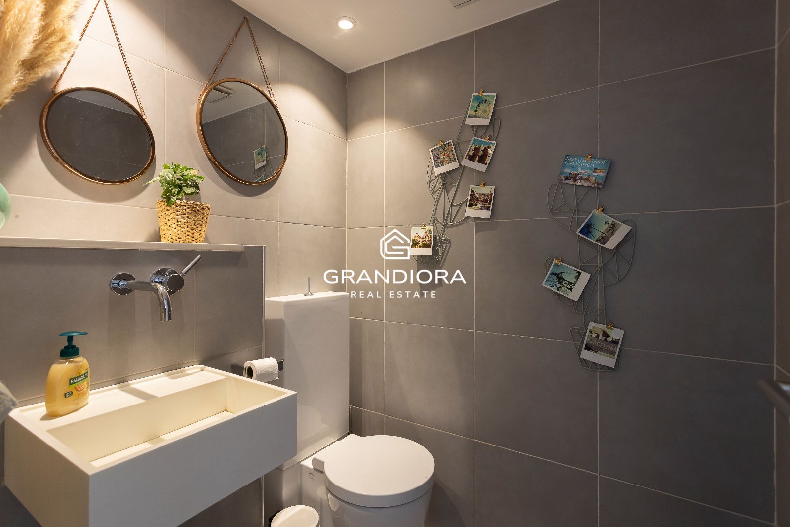 Chalet independiente con piscina, jardines y vistas al mar — Sant Vicenç de Montalt - Imagen 39