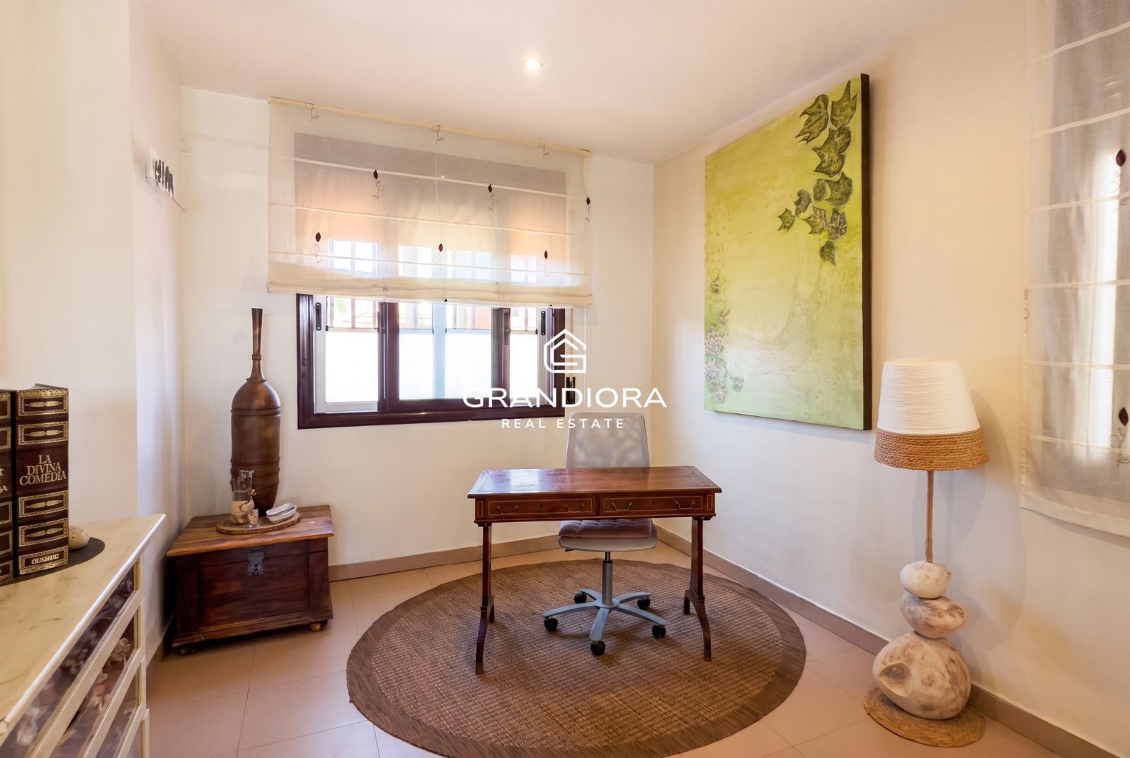 Casa independiente con piscina en Viladecans - Imagen 14