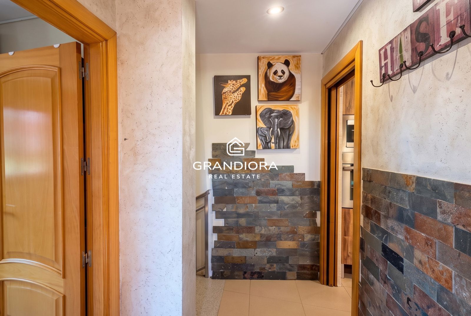 Casa independiente con piscina en Viladecans - Imagen 20