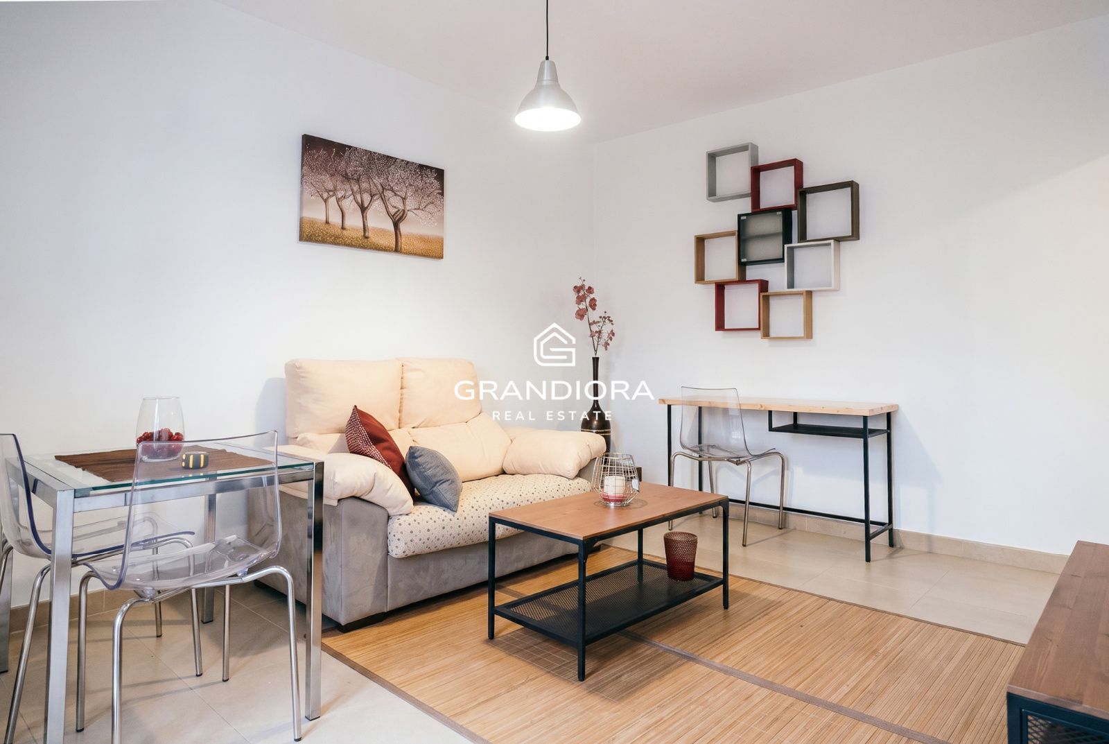 Casa independiente con piscina en Viladecans - Imagen 27