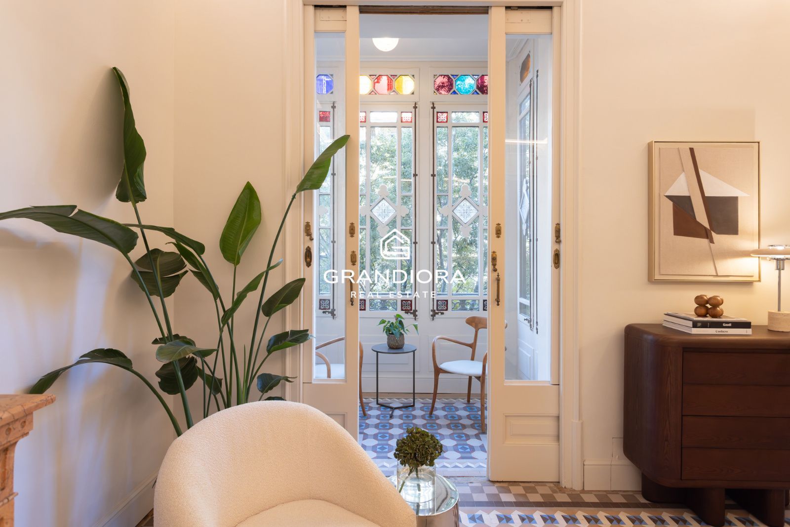 Preciosa vivienda reformada en Eixample Dreta - Imagen 2