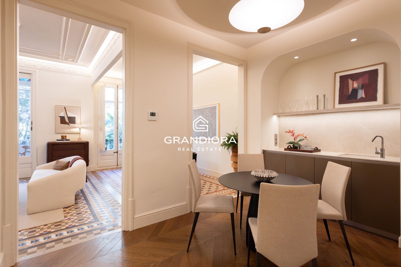 Preciosa vivienda reformada en Eixample Dreta - Imagen 10