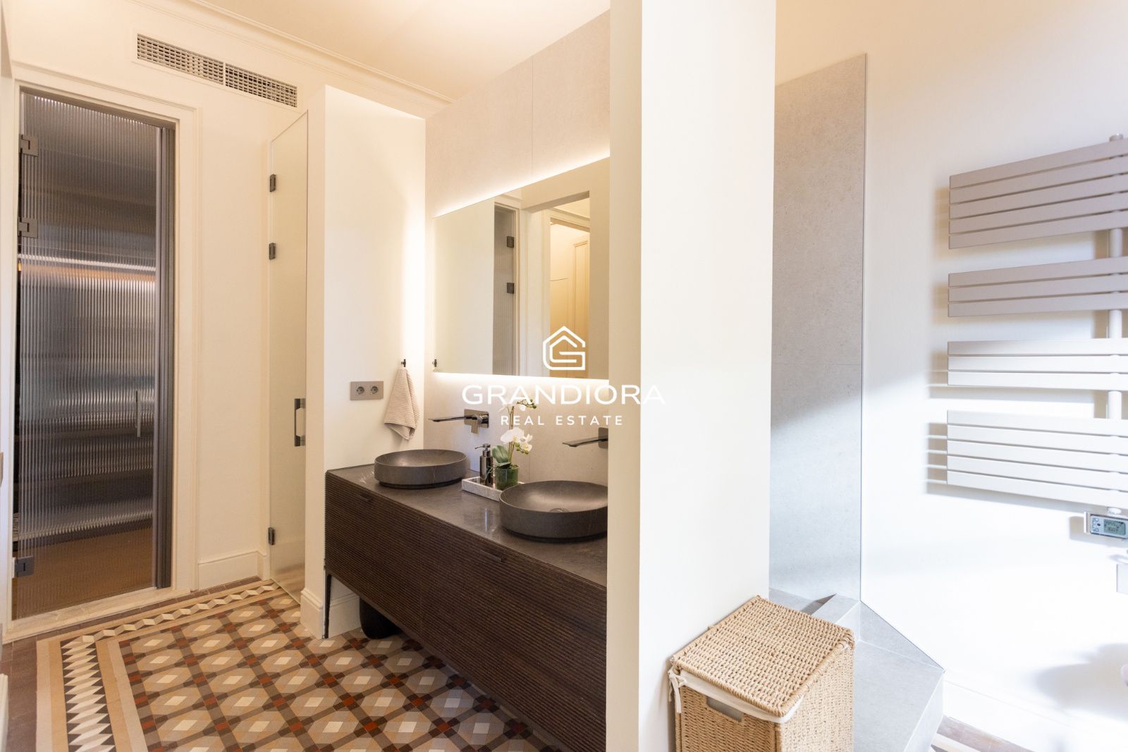 Preciosa vivienda reformada en Eixample Dreta - Imagen 28